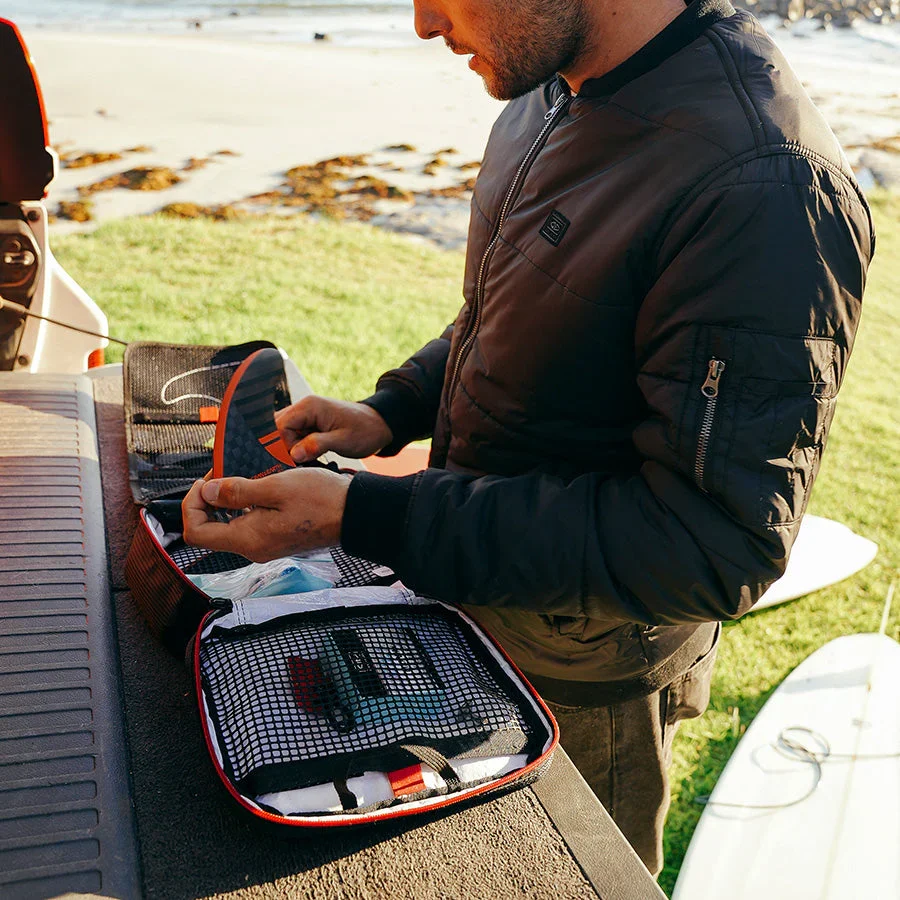 Fin Case - Image 5